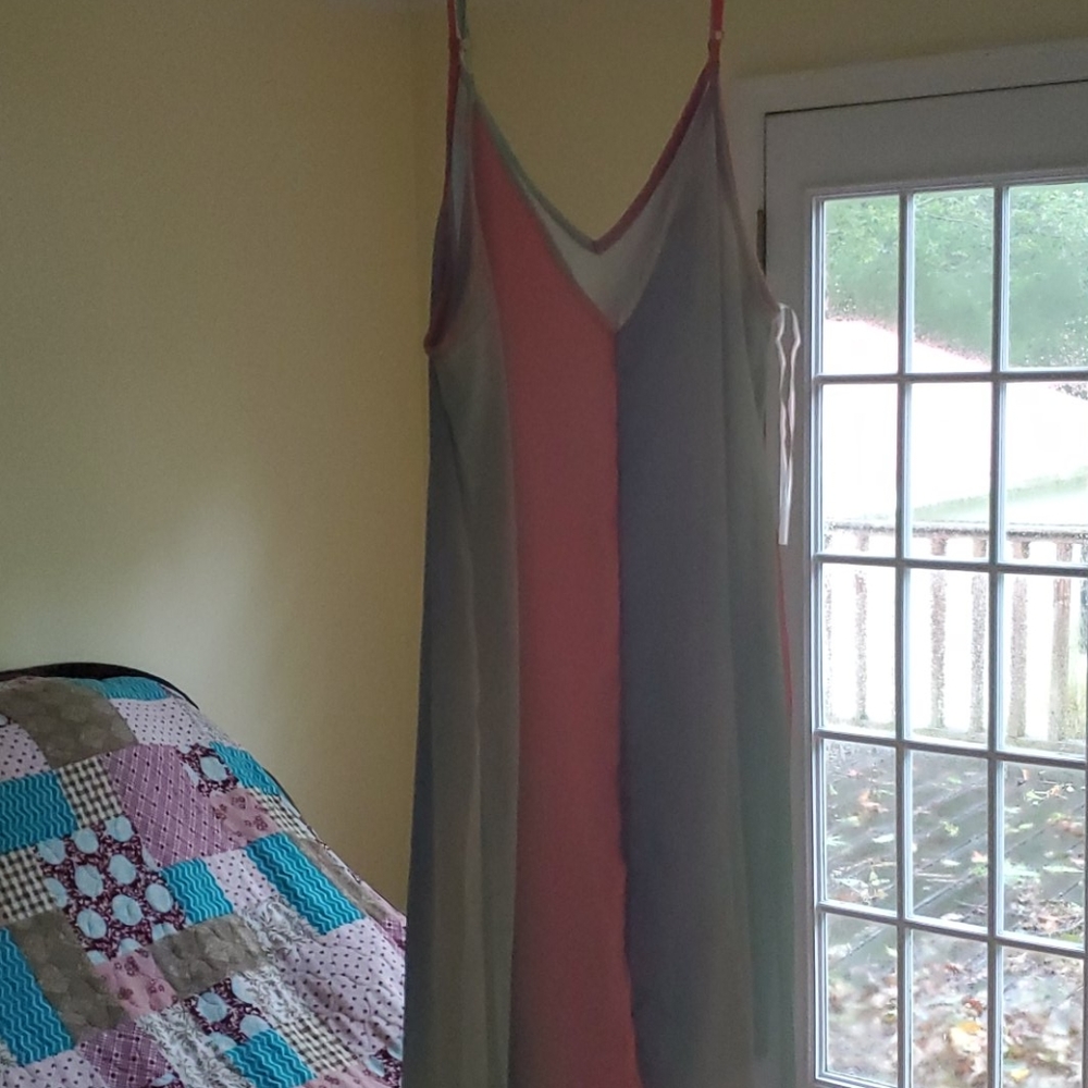 Maxi Dress - Picture 3 of 4